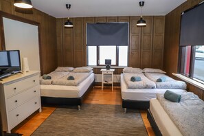 Rideaux occultants, chambres insonorisées, lits pliants/supplémentaires