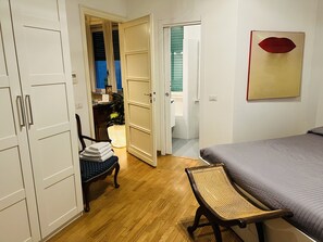 Double Room, Ensuite | 1 bedroom, premium bedding, down duvets, memory-foam beds - Cicerone 60 (Rome)