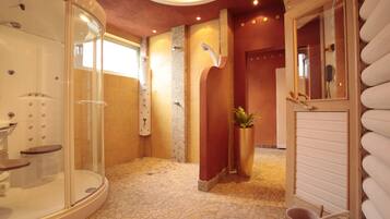 Körperbehandlungen, Warmsteinmassagen, Ganzkörperwickelbehandlung