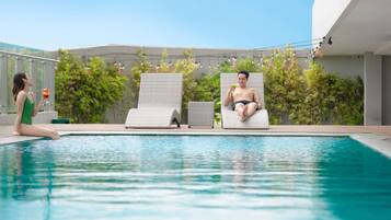 Innenpool, Außenpool