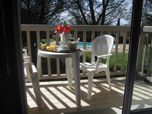 舒適雙人房, 1 張標準雙人床或 2 張單人床, 非吸煙房, 泳池景觀 | 客房景觀