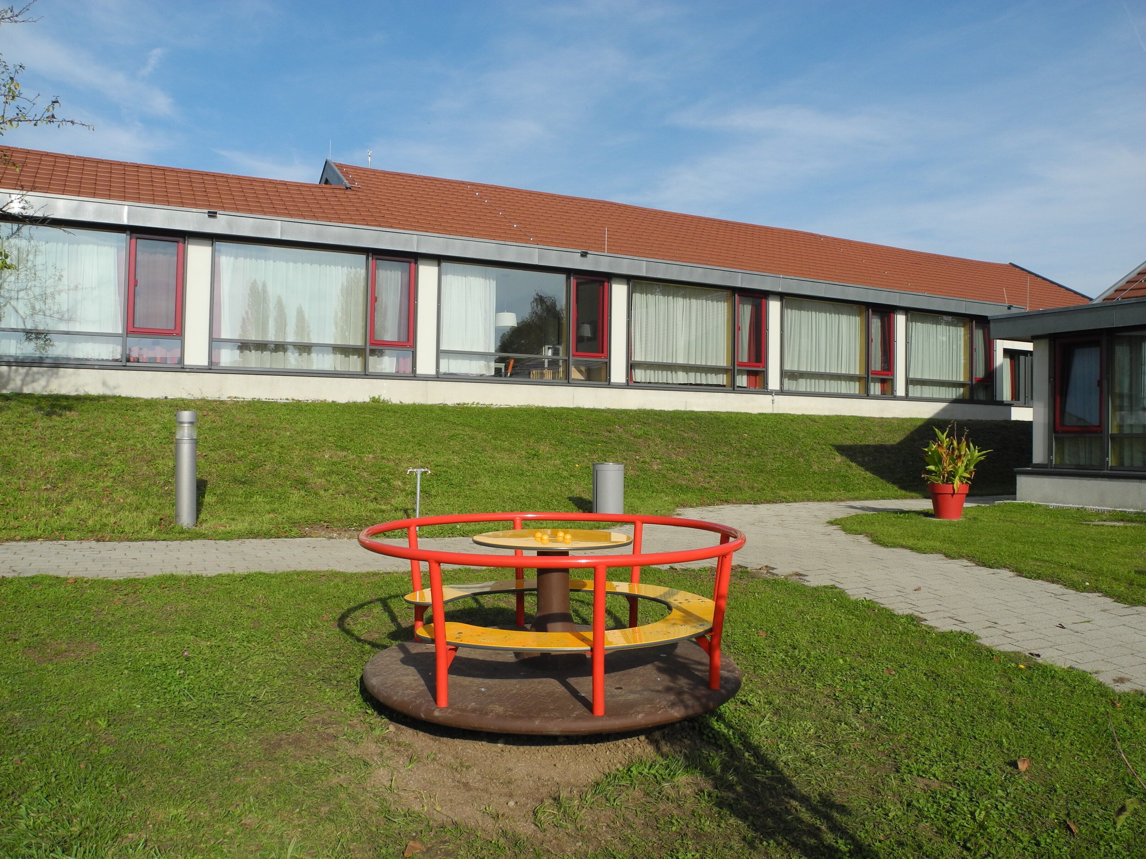 children’s play area – outdoor