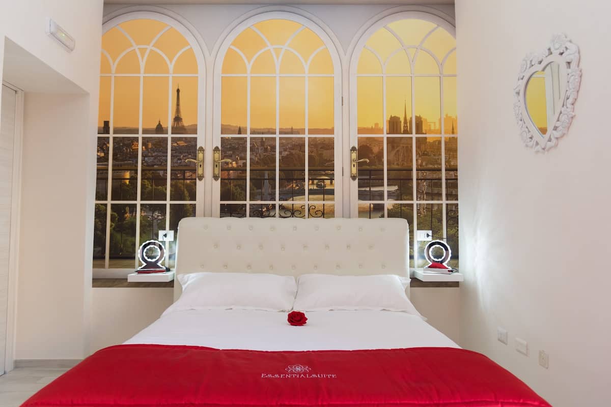 Exclusive Room, 1 Queen Bed (Room Love) | Minibar, free WiFi, bed sheets