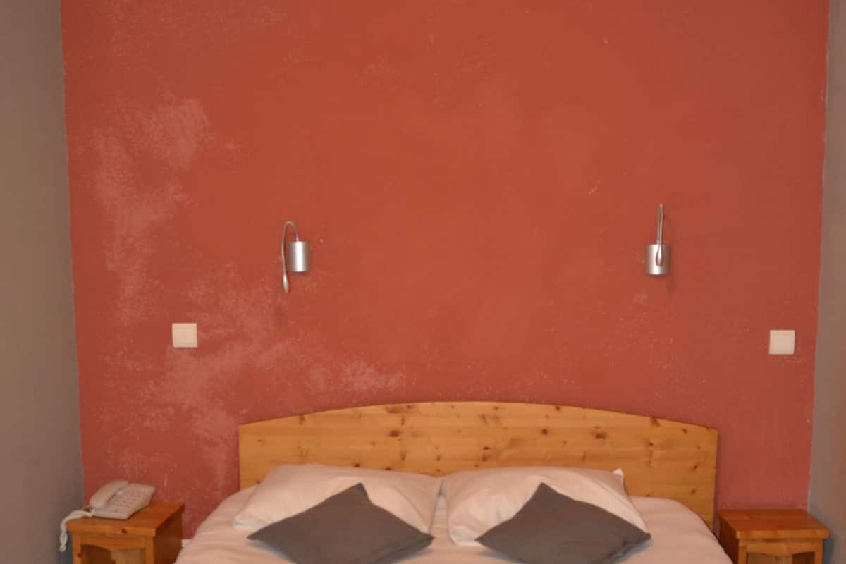 Superior Room, 1 Double Bed, Non Smoking, River View | Blackout curtains, soundproofing, iron/ironing board (on request)