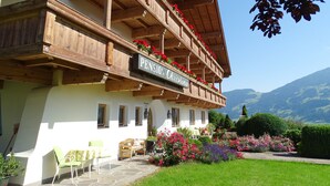 Front of property - Sportpension Christina (Fuegen)