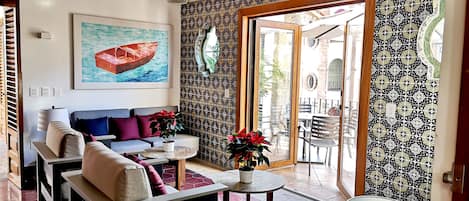 Standard House, Multiple Bedrooms, Kitchen, City View | In-room dining