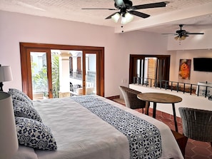 Casa estándar, varias habitaciones, cocina, vista a la ciudad | 9 habitaciones y caja de seguridad en la habitación