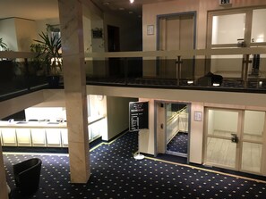 Interior entrance - Karaman Group Hotel (Bad Nenndorf)