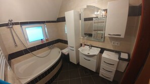 Bathroom - Poldas appartment (Gorenja vas-Poljane)