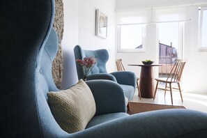 아파트, 발코니 (Small) | 거실 공간 | 평면 TV