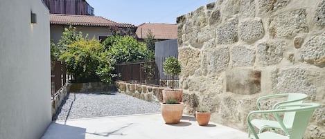 Appartamento Standard, 1 letto queen, patio | Terrazza/patio