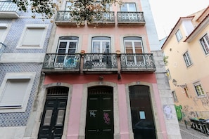 Exterior - Bairro Alto Views by Homing (Lisbon)