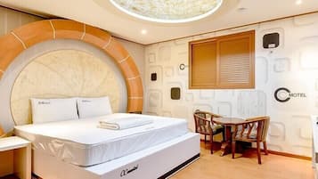 Basic Room (A) | Free WiFi, bed sheets