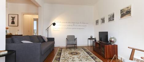 Apartment, 2 Bedrooms, Balcony | Living room | Flat-screen TV