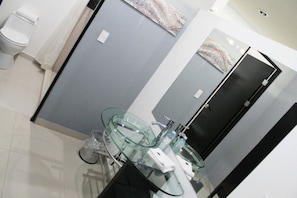 Bathroom - Art Hotel Group (Aguascalientes)