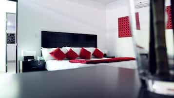 商務客房, 2 張標準雙人床, 無障礙, 非吸煙房 | 房內夾萬、獨特設計、獨特裝修、熨斗/熨衫板