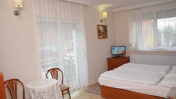 Double Room with Balcony or Terrace | Desk, laptop workspace, free WiFi, wheelchair access
