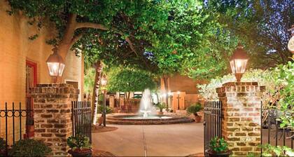 The Lodge At Alley Inn Studio 2F Downtown