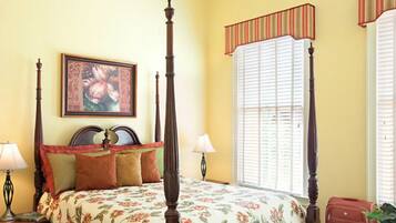 Studio, 1 Bedroom, Kitchenette | 1 bedroom, WiFi (free), individually decorated, individually furnished