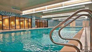 Piscine couverte