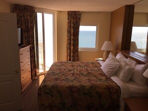Suite, 1 Bedroom, Kitchen | 1 bedroom, individually decorated, individually furnished - Shore Crest Vacation Villa Oceanview 101 (North Myrtle Beach)