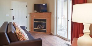 コンドミニアム 1 ベッドルーム 暖炉 | リビング エリア | 薄型テレビ、暖炉、DVD プレーヤー