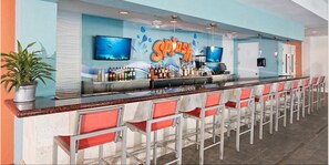 House, 2 Bedrooms | Poolside bar