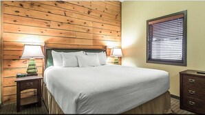 House, 2 Bedrooms | 2 bedrooms - Wisconsin Dells Christmas Mtn Resort 105 (Wisconsin Dells)