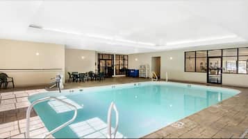 Piscine couverte, piscine extérieure