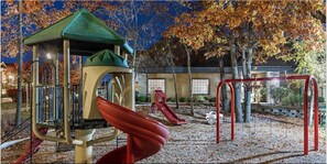 Children’s play area – outdoor