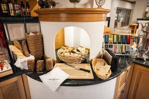Petit déjeuner buffet compris tous les jours