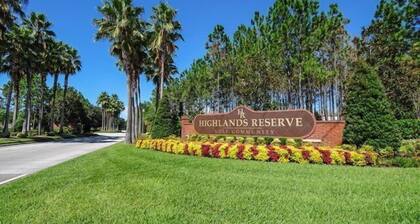 UUSI LUETTELO - Upea huvila suositussa golfyhteisössä Highlands Reserve