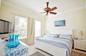 3 bedrooms, iron/ironing board, WiFi, bed sheets - Beautifully decorated villa in Reunion Resort (Kissimmee)
