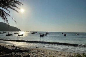 Beach - Vienna Hotel (Lufeng Renmin Road Branch) (Lufeng)