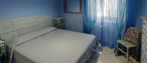 1 soverom og sengetøy