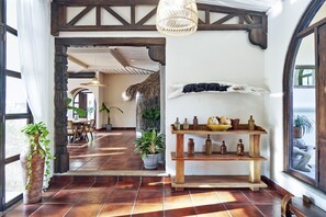 Interior detail - Paradise Beach Lodge (Cóbano)