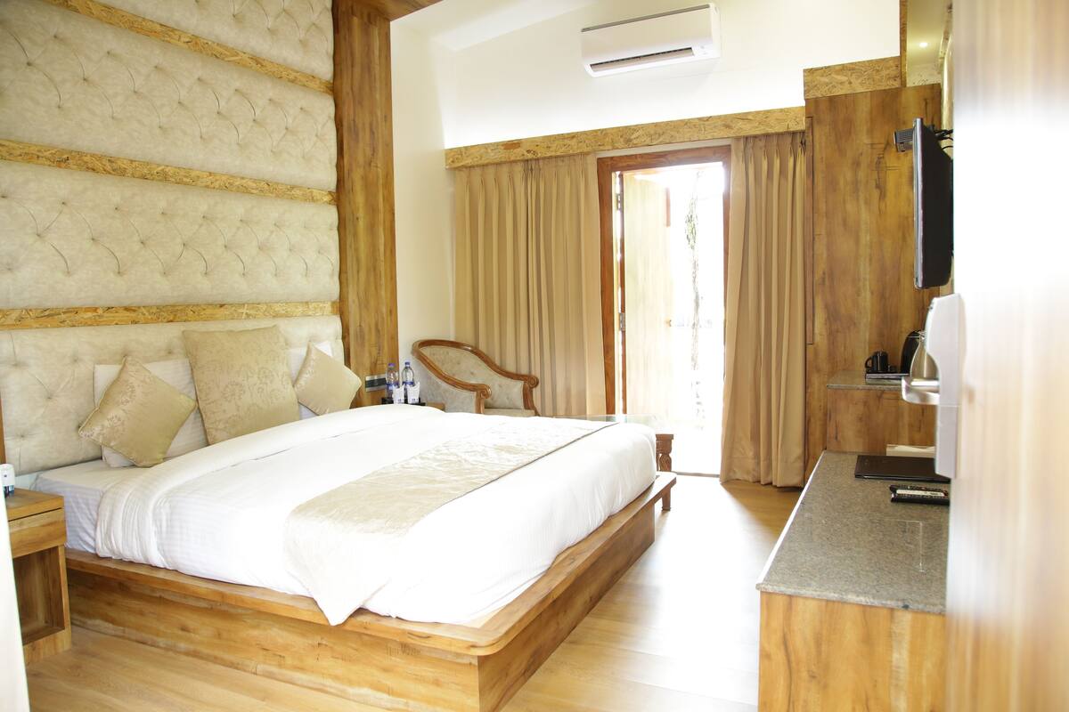 Habitación doble ejecutiva, 1 cama King size, con acceso para personas discapacitadas | Servicios de la habitación