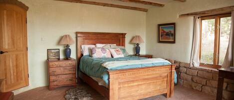 Green Room, Non smoking | 2 ห้องนอน, ห้องพักตกแต่งอย่างมีเอกลักษณ์, ตกแต่งพิเศษโดยเฉพาะ