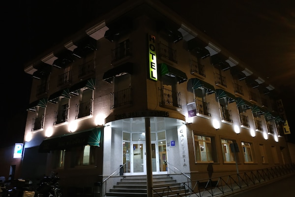 Fachada del alojamiento - Noche