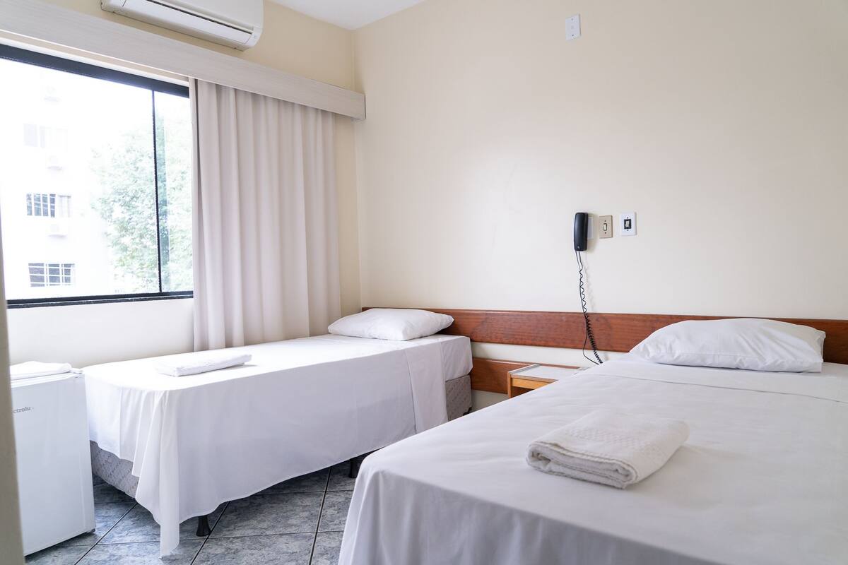 Minibar, in-room safe, soundproofing, WiFi (free)