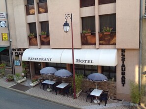 Terrace/patio - L'Agapanthe (Pont-de-Salars)