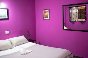 Free WiFi, bed sheets