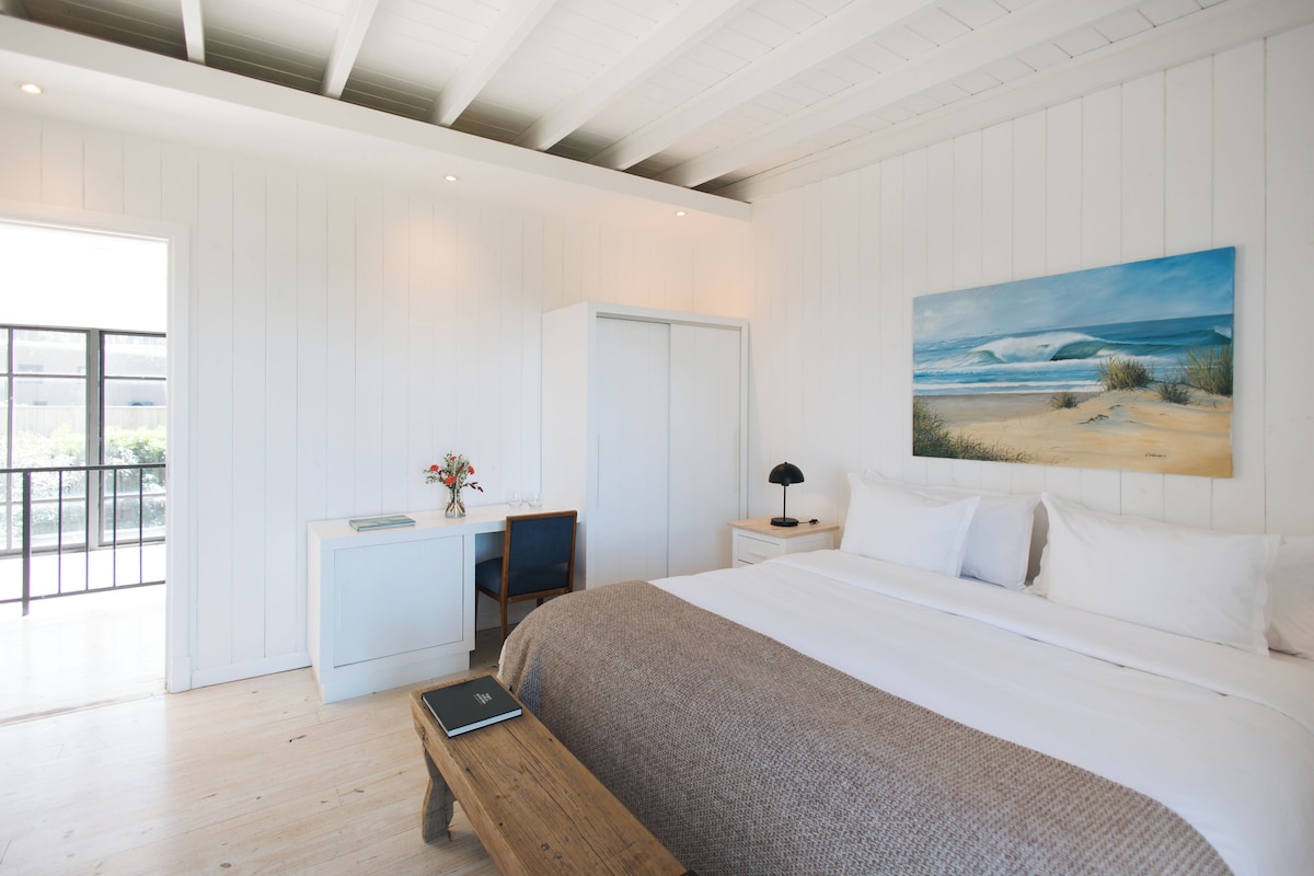 Chambre Double Supérieure, 1 très grand lit, vue mer