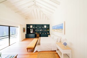 Deluxe Double Room | Egyptian cotton sheets, premium bedding, down duvets, memory-foam beds - Casa Flor - Adults Only (Punta del Este)