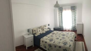 Classic-Apartment, Mehrere Betten, Nichtraucher, Stadtblick