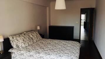 Classic-Apartment, Mehrere Betten, Nichtraucher, Stadtblick