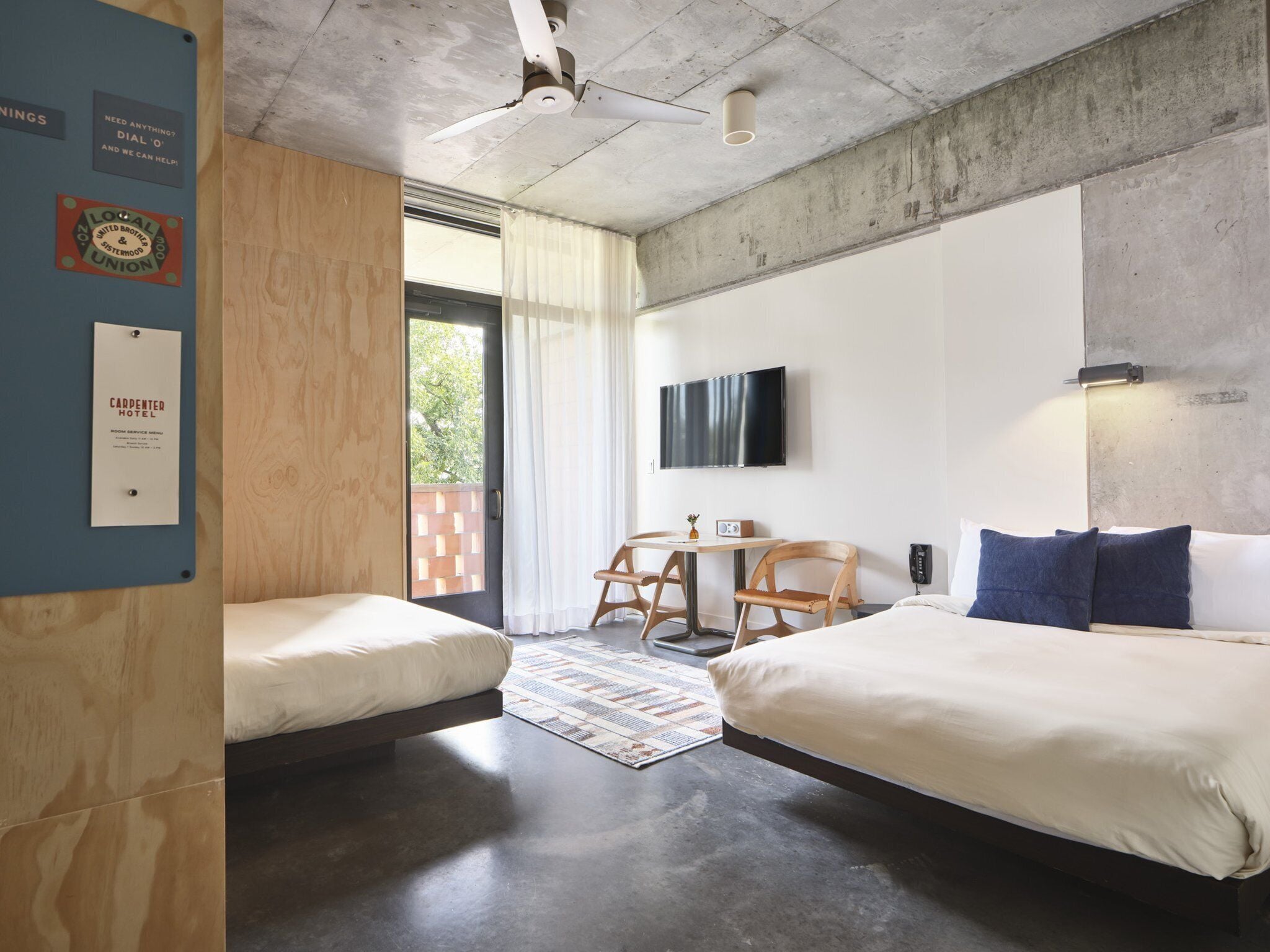 standard room, 2 double beds (standard double) | minibar, in-room safe, desk, laptop workspace