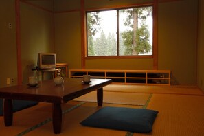 Japanese Style Room, 4 People