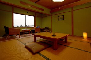 Japanese Style Room, 3 People with Sofa Space