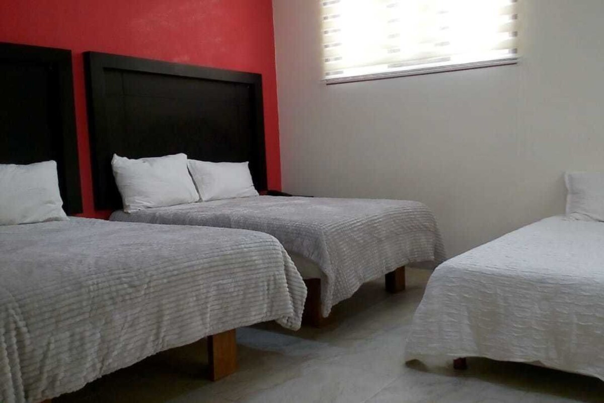 Standard-Dreibettzimmer, Mehrere Betten